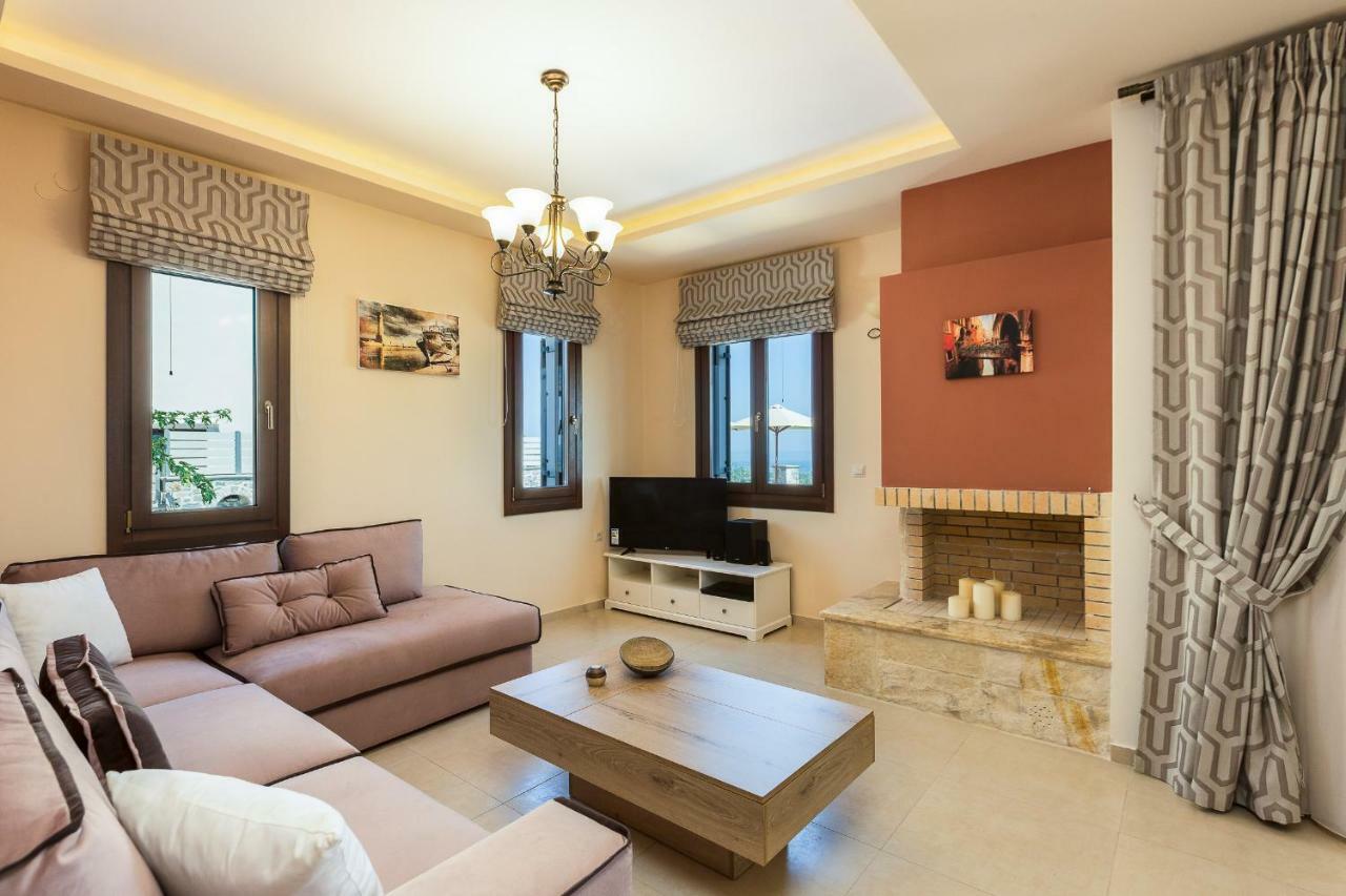 New Villa Kantifes 4 Families Or Couples With Private Pool & Bbq Κυριάννα Εξωτερικό φωτογραφία